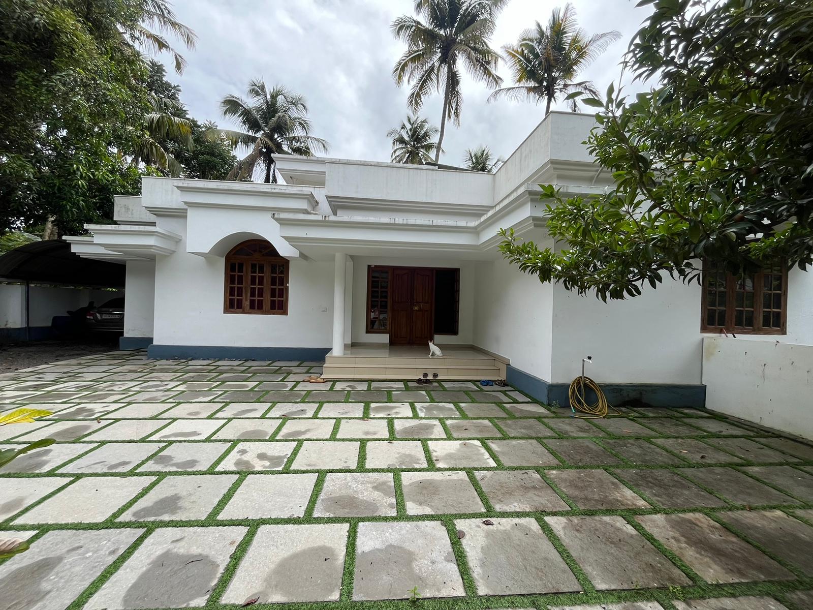 GURUVAYOOR | HOUSE FOR RENTAL 