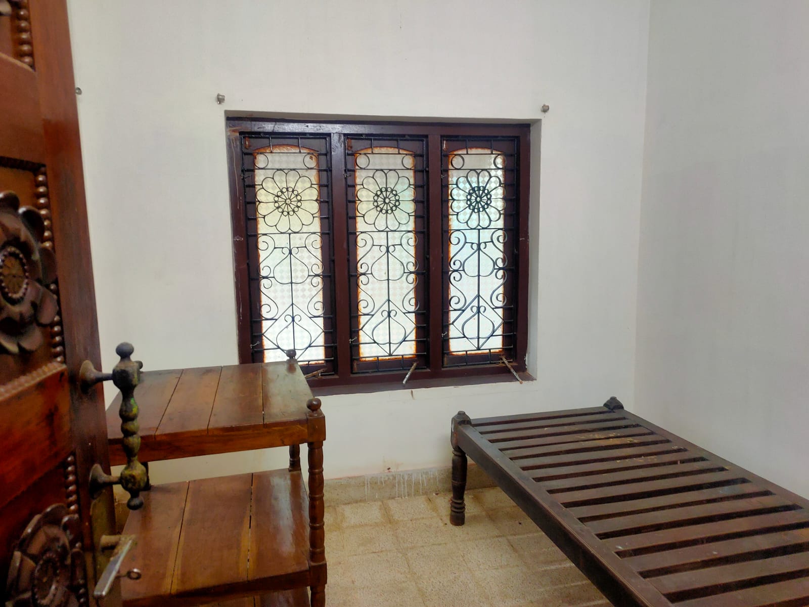 Small Image