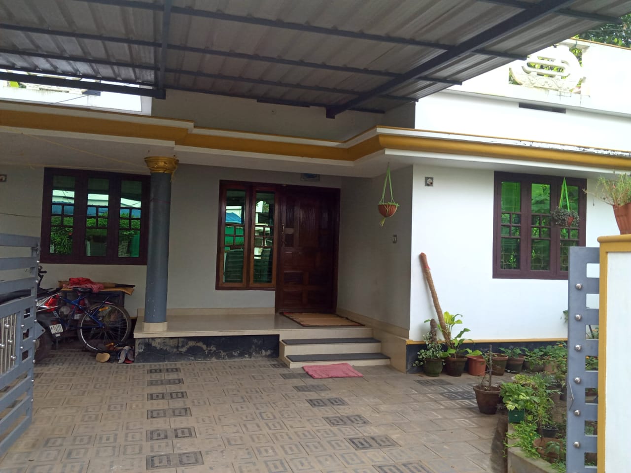 Small Image