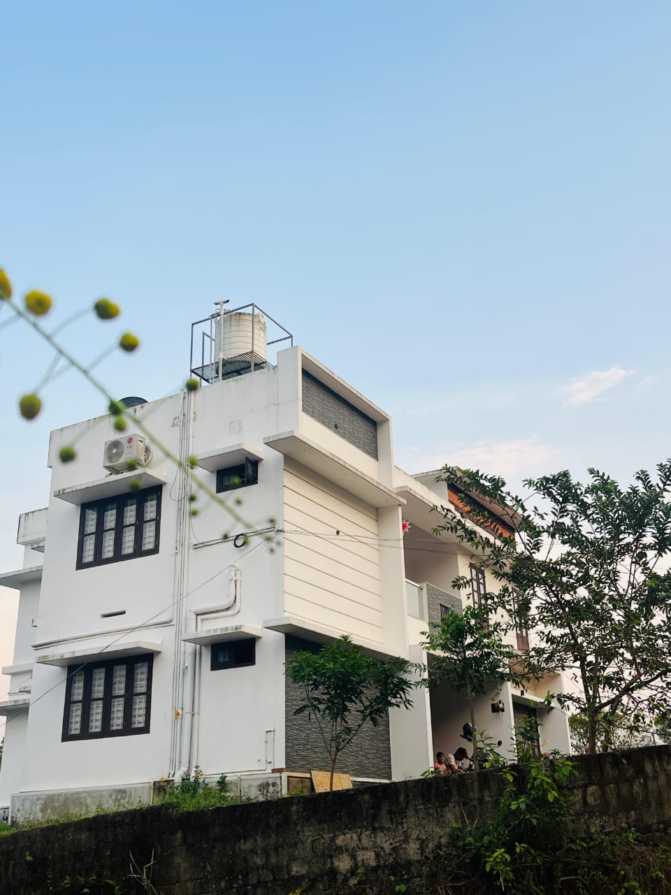 HOUSE FOR SALE | THANIKKUDAM