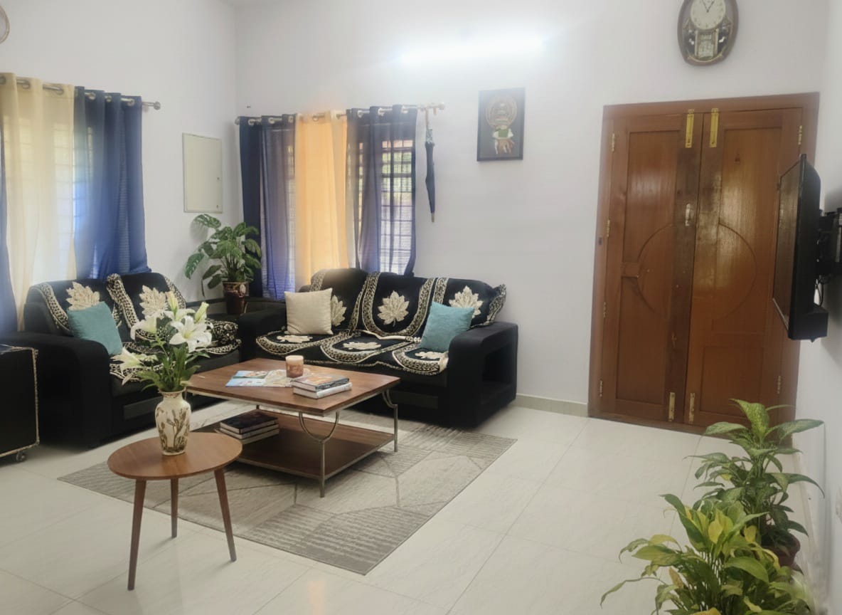 AVANOOR THRISSUR NEAR MEDICAL COLLEGE | 30 CENT LAND & 1200 SQFT HOUSE FOR SALE |