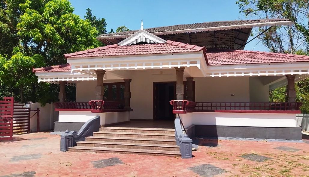 ARIMBUR | NEW NAALUKETTU FOR SALE 