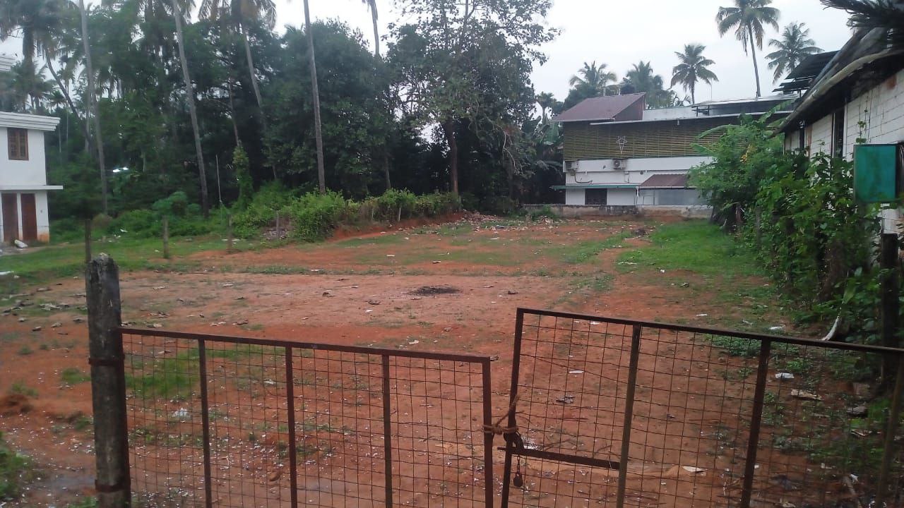 MALA THRISSUR | LAND FOR SALE | 16 CENT | KSRTC STAND 800 MTR | SUFFICIENT WATER |